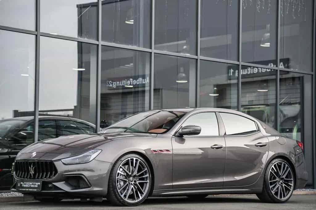 Maserati Ghibli Trofeo 3.8 V8 Carbon-Pack* Bowers&Wilkins 10/2021-photo-33