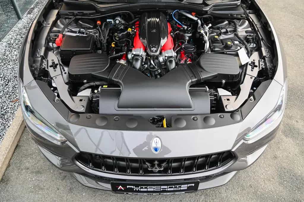 Maserati Ghibli Trofeo 3.8 V8 Carbon-Pack* Bowers&Wilkins 10/2021-photo-6