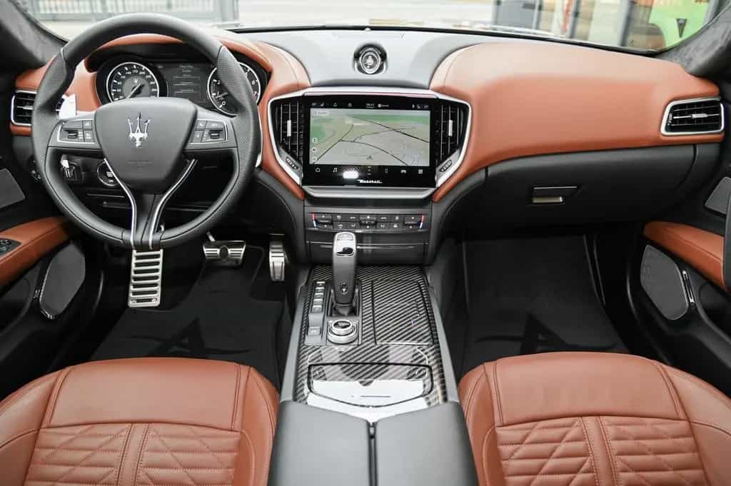 Maserati Ghibli Trofeo 3.8 V8 Carbon-Pack* Bowers&Wilkins 10/2021-photo-9