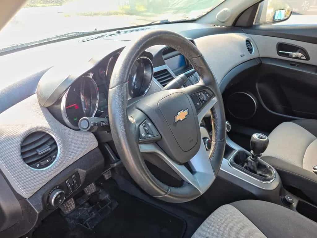 Chevrolet Cruze 2.0 Diesel 163CV 4 porte LT 2011 03/2011-photo-11