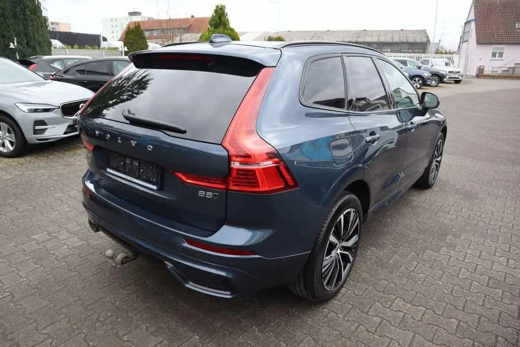 Volvo XC60 B5 D AWD Ultimate Dark|AHK|360CAM|NAVI| 02/2023-photo-6
