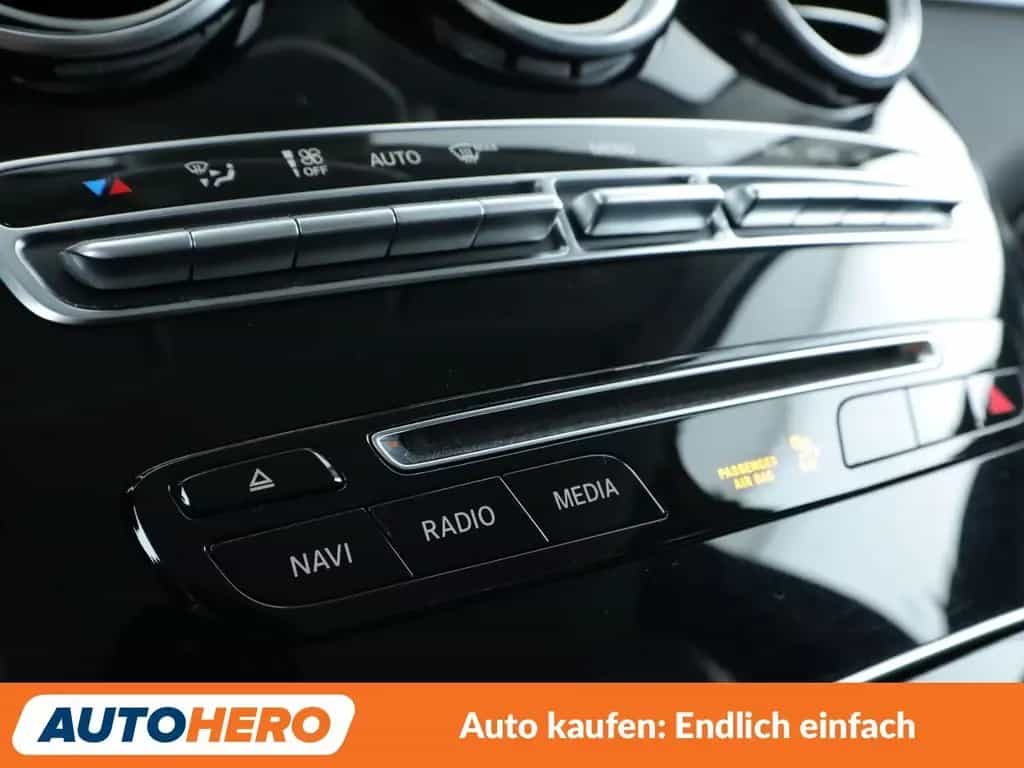 Mercedes-Benz GLC 250 4Matic AMG Line Aut.*NAVI*LED*TEMPO*CAM* 01/2019-photo-23