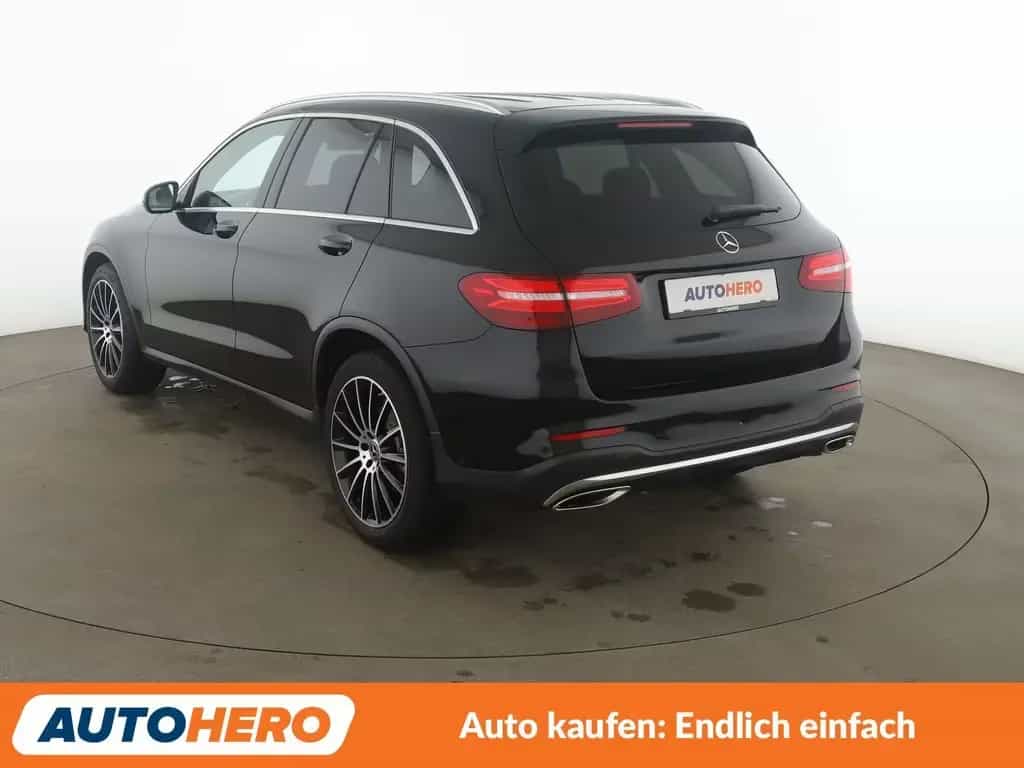 Mercedes-Benz GLC 250 4Matic AMG Line Aut.*NAVI*LED*TEMPO*CAM* 01/2019-photo-3