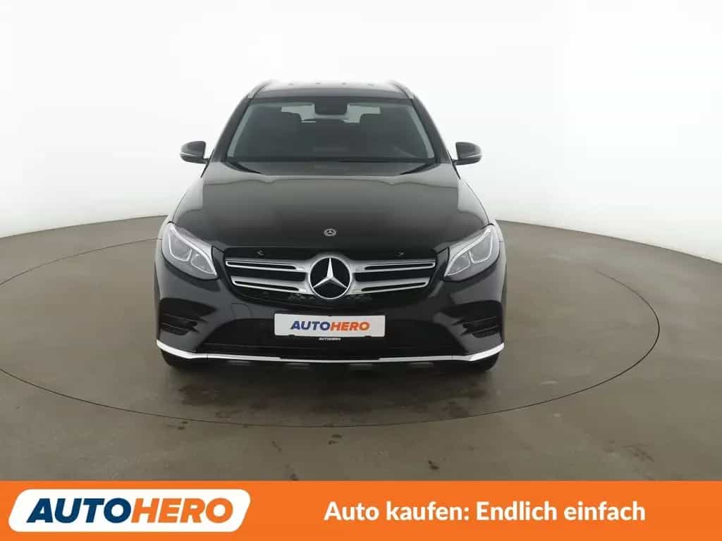 Mercedes-Benz GLC 250 4Matic AMG Line Aut.*NAVI*LED*TEMPO*CAM* 01/2019-photo-8