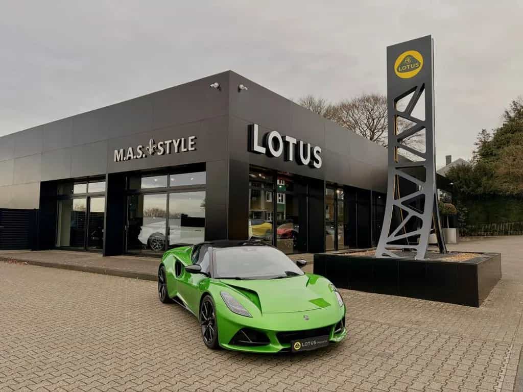Lotus Emira i4 Turbo SE Lotus Wuppertal null-photo-0