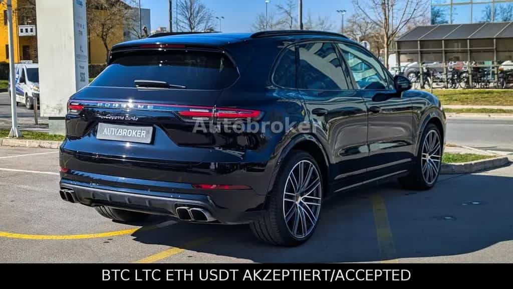 Porsche Cayenne Turbo ACC PDCC CHRONO PAN BOSE PA01/2028 08/2018-photo-4