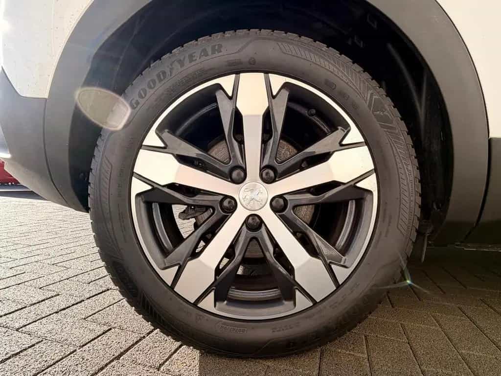 Peugeot 3008 GT -Garantie/Sitzheizung/LED- 09/2023-photo-35