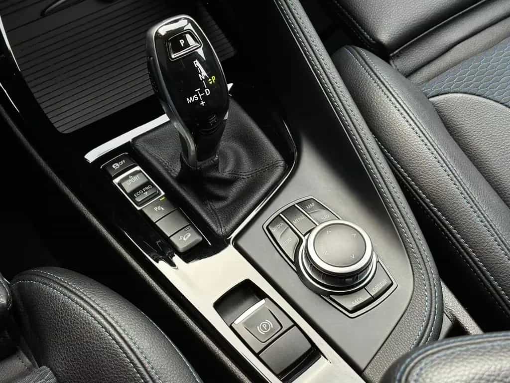 BMW X1 xDrive25i M SPORT* LED#SHZ#TEMP#NAV#PDC#KLIMA 09/2019-photo-13