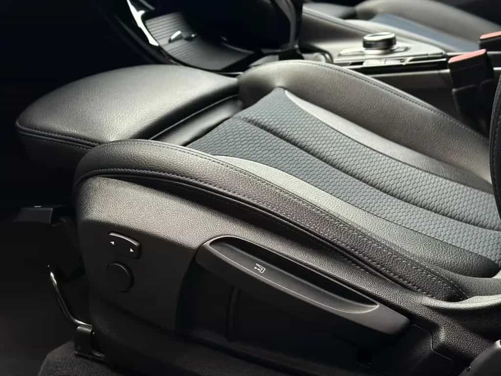 BMW X1 xDrive25i M SPORT* LED#SHZ#TEMP#NAV#PDC#KLIMA 09/2019-photo-18