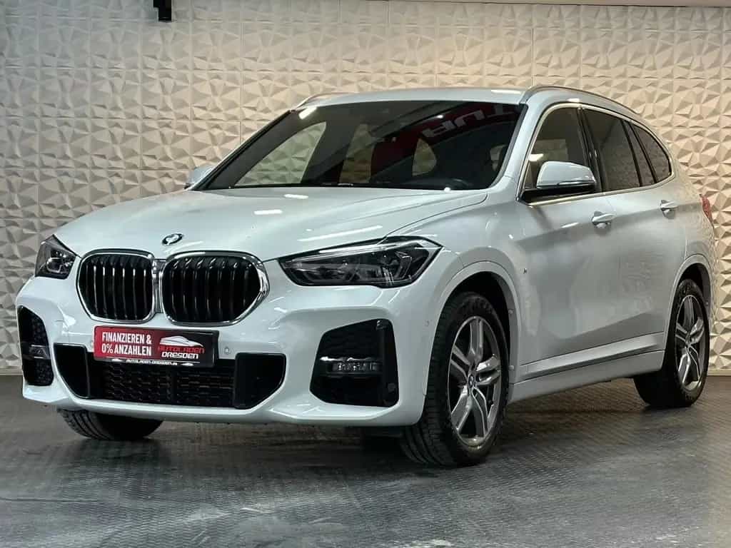 BMW X1 xDrive25i M SPORT* LED#SHZ#TEMP#NAV#PDC#KLIMA 09/2019-photo-3