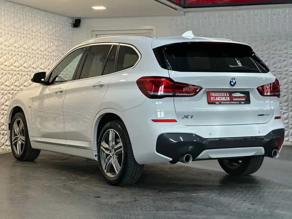 BMW X1 xDrive25i M SPORT* LED#SHZ#TEMP#NAV#PDC#KLIMA 09/2019-photo-4