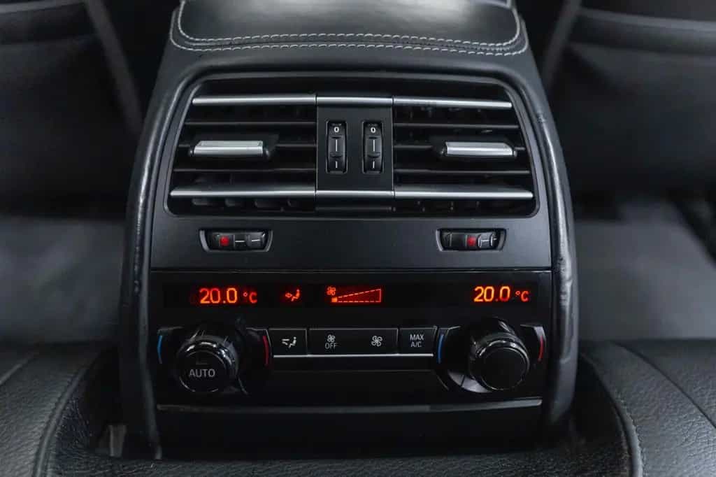 BMW 6 Series 640i GC M-SPORT HUD KAM CARPLAY H&K TEMPO TOTW 06/2018-photo-17