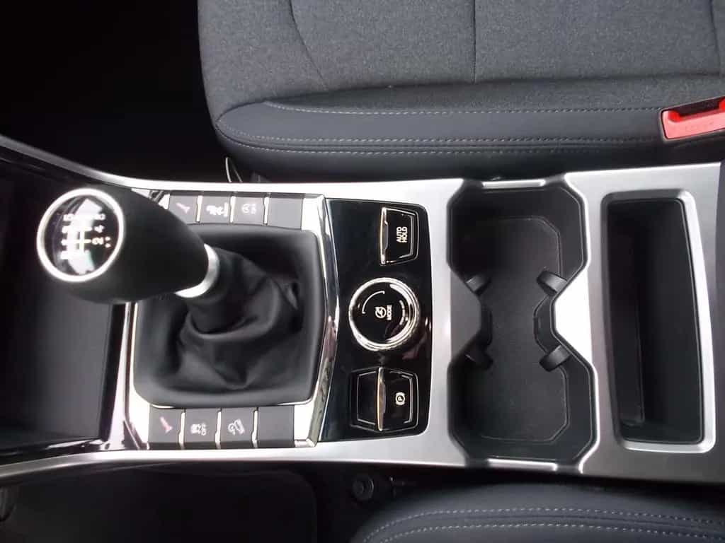 Ssangyong Korando Style 1.5 T, LED, Aluf. 18", zus. Alu WR 01/2023-photo-27