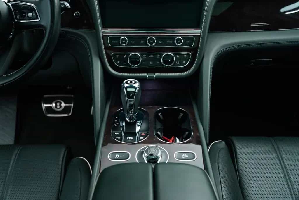 Bentley Bentayga V8 FIRST EDITION/NAIM/TOURING SPEC 06/2021-photo-13