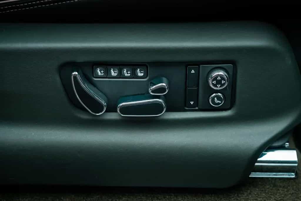 Bentley Bentayga V8 FIRST EDITION/NAIM/TOURING SPEC 06/2021-photo-14