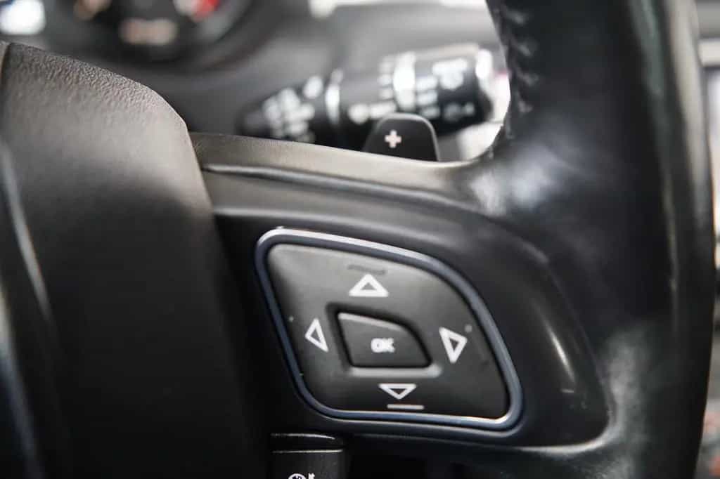 Land Rover Range Rover Rover Evoque HSE Dynamic*1.Hand*Pano*360° 09/2017-photo-38