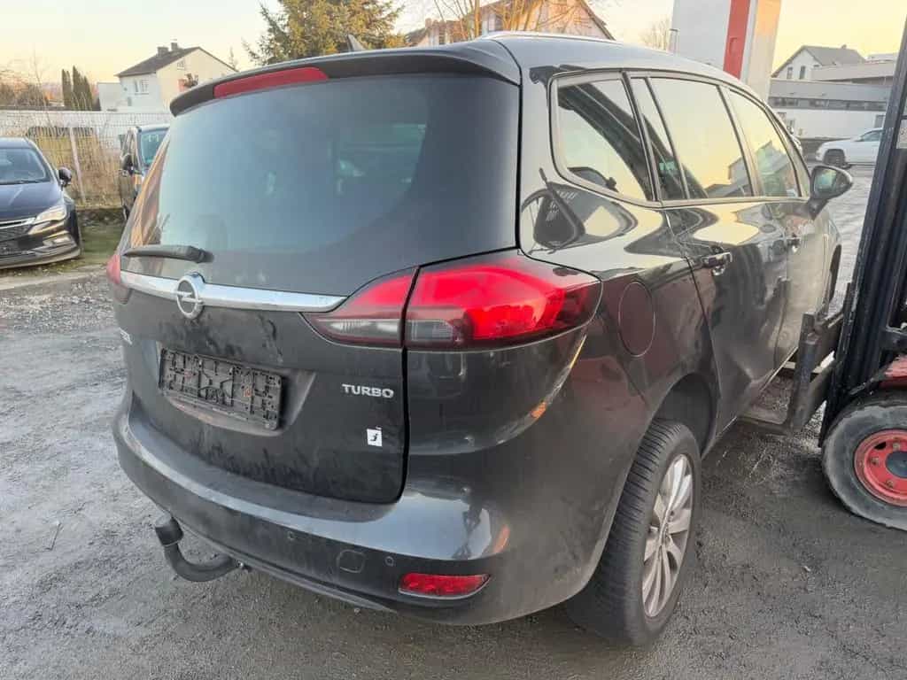 Opel Zafira C Tourer Drive 01/2016-photo-5