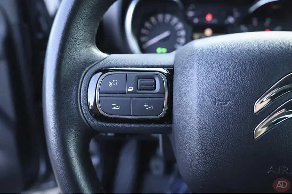 Citroën C3 Aircross Shine *HeadUp*Navi*Kamera* 08/2018-photo-22