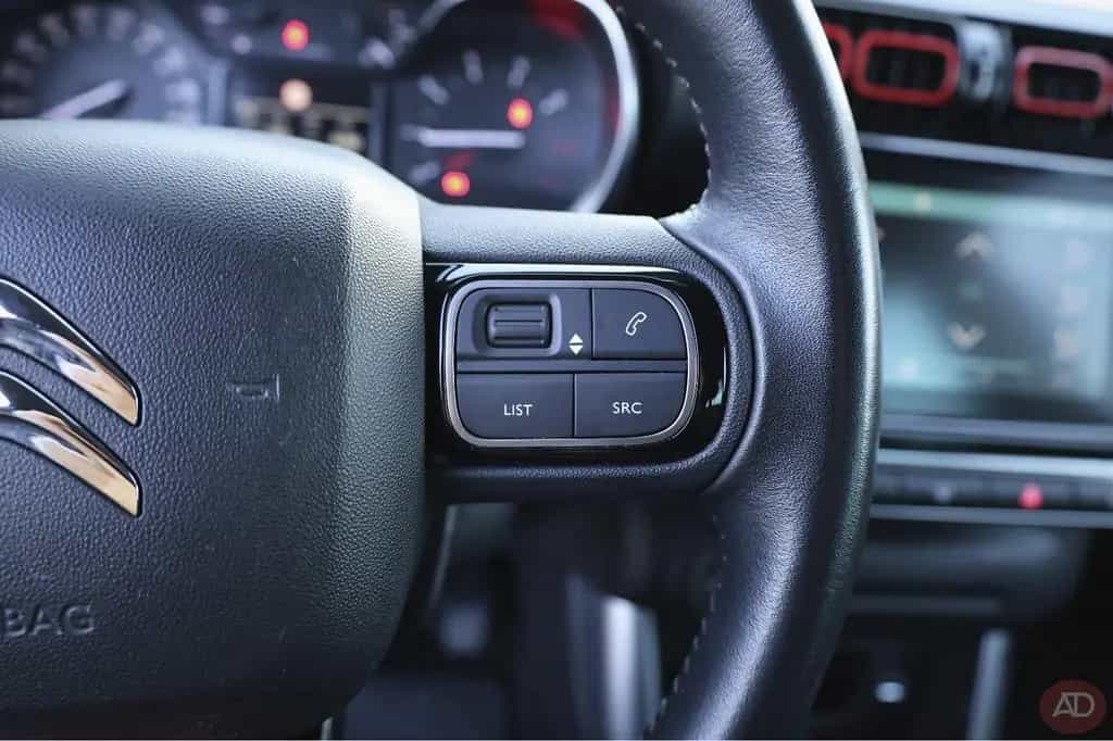 Citroën C3 Aircross Shine *HeadUp*Navi*Kamera* 08/2018-photo-23