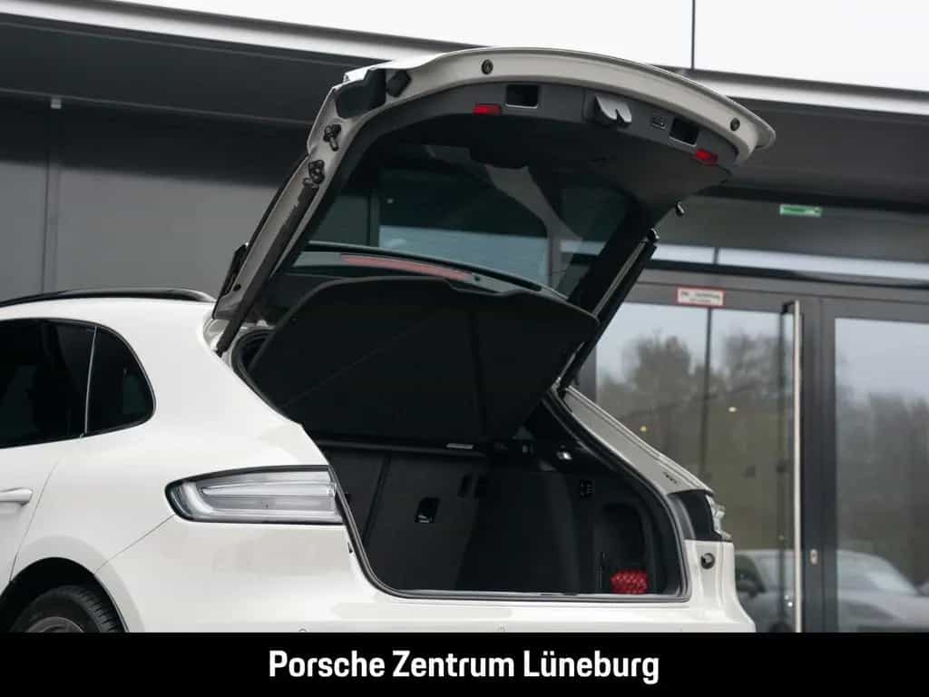 Porsche Macan GTS Standheizung BOSE Luftfederung 21-Zoll 02/2023-photo-17