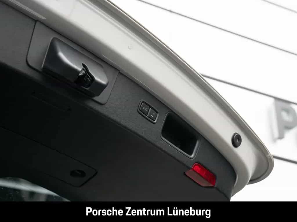 Porsche Macan GTS Standheizung BOSE Luftfederung 21-Zoll 02/2023-photo-18