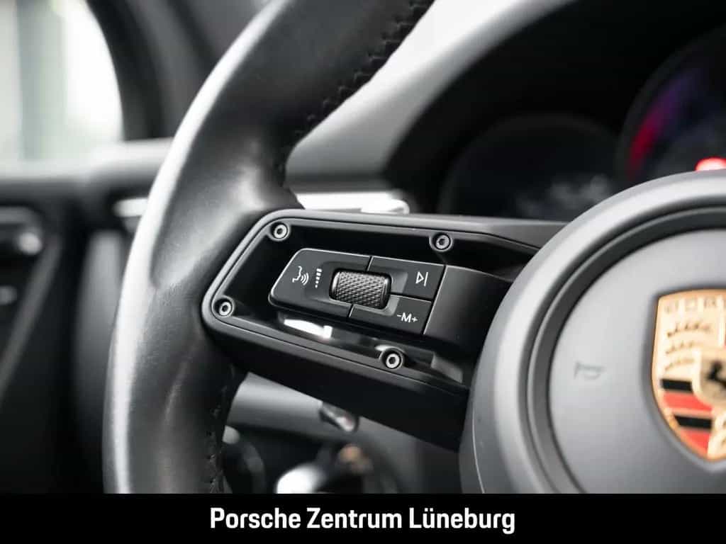 Porsche Macan GTS Standheizung BOSE Luftfederung 21-Zoll 02/2023-photo-31