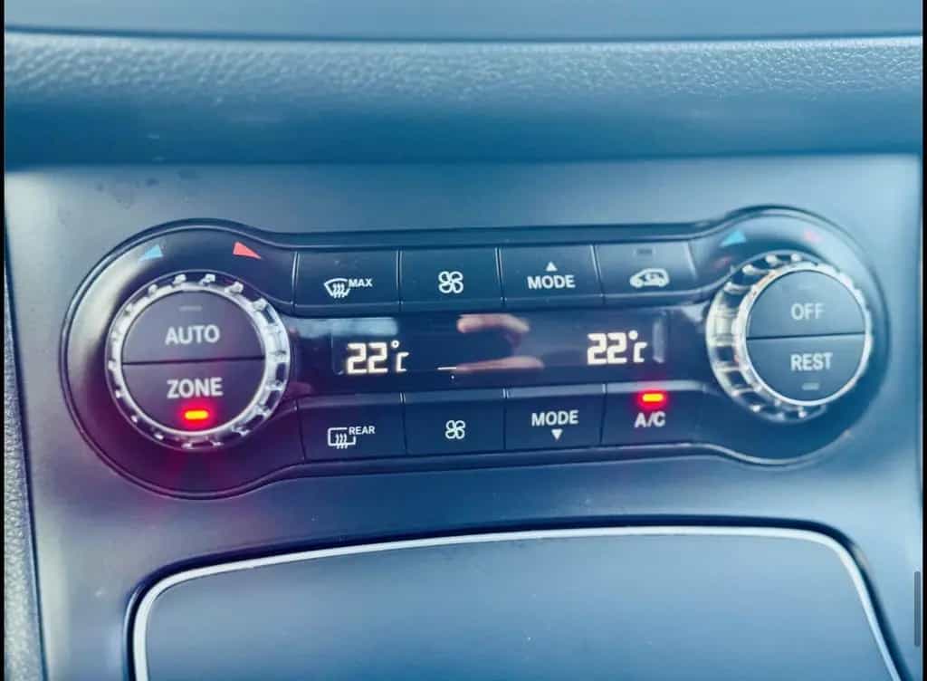 Mercedes-Benz B-Class 200 7G-Tronic AMG Line Night Paket LED Comand 06/2018-photo-22