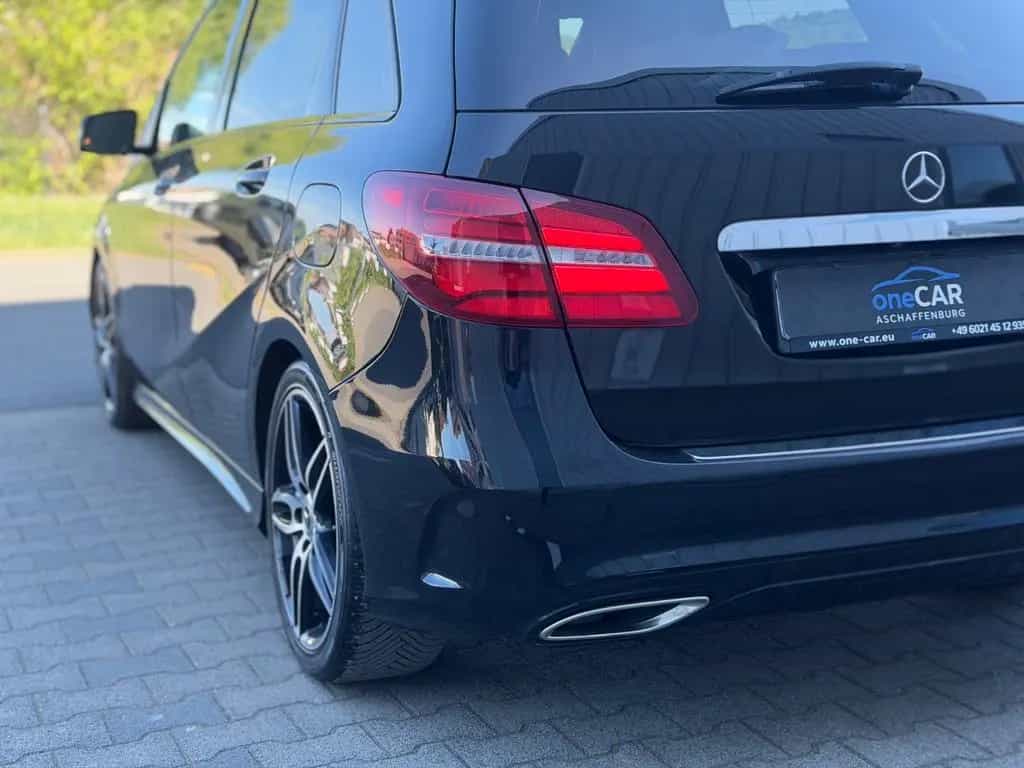 Mercedes-Benz B-Class 200 7G-Tronic AMG Line Night Paket LED Comand 06/2018-photo-32