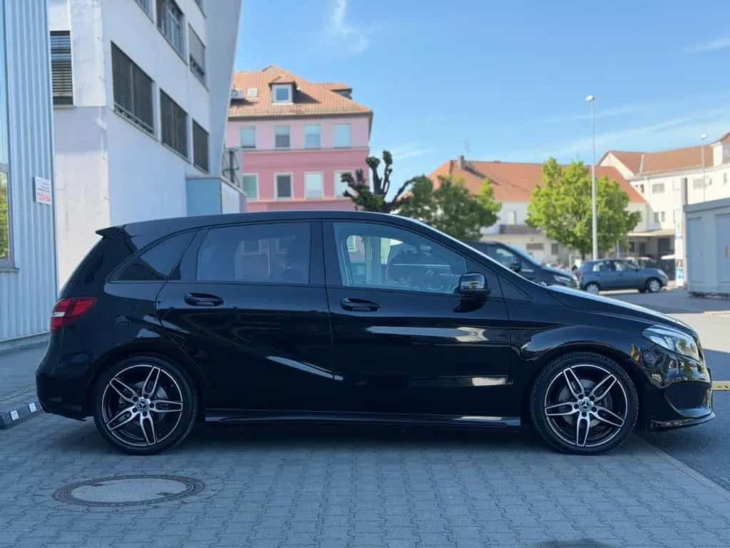 Mercedes-Benz B-Class 200 7G-Tronic AMG Line Night Paket LED Comand 06/2018-photo-9