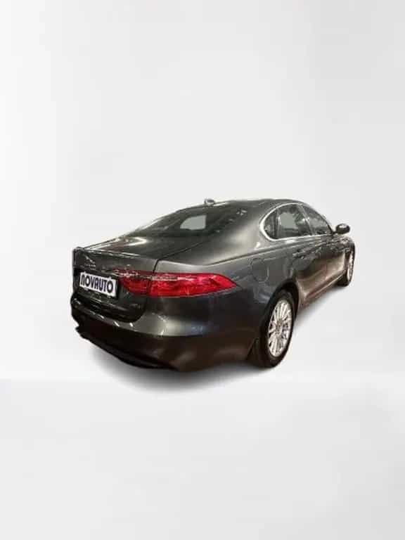 Jaguar XF XF 2.0 D 180 CV aut. Prestige 03/2016-photo-2
