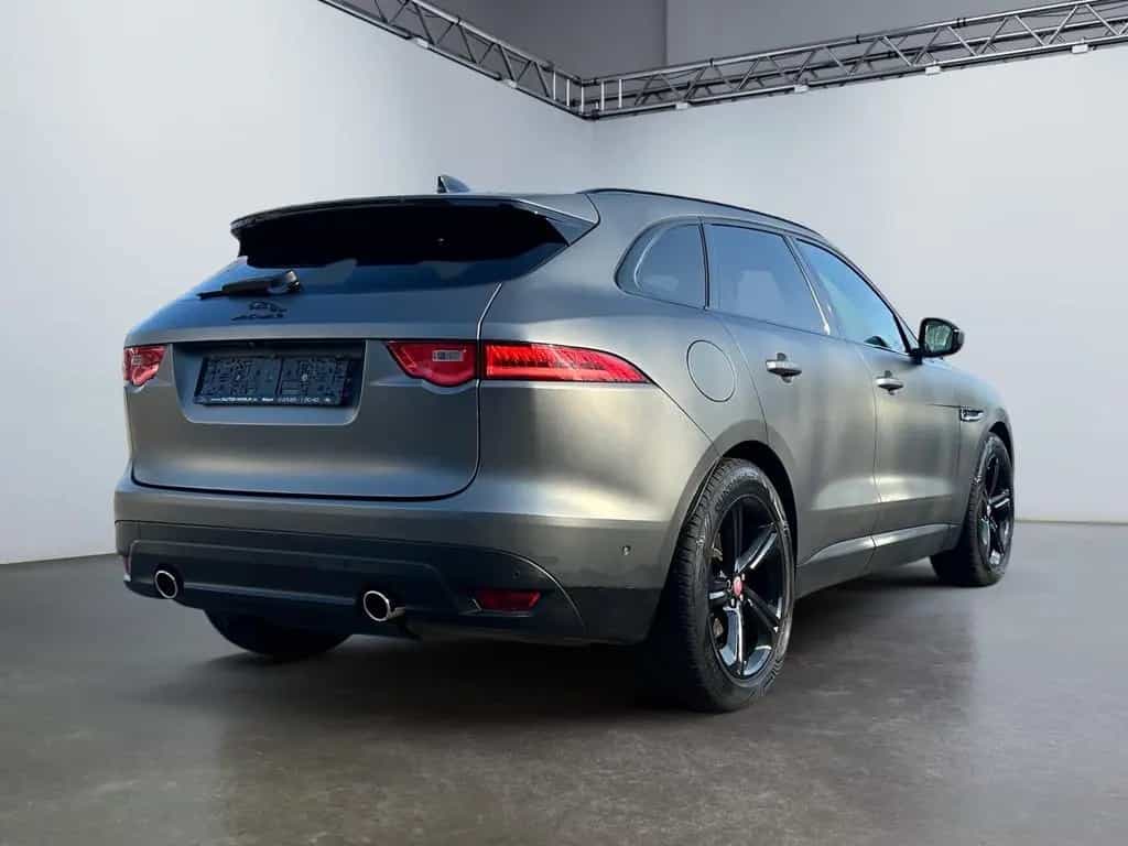Jaguar F-Pace Portfolio AWD*MOTORSCHADEN* 05/2017-photo-3
