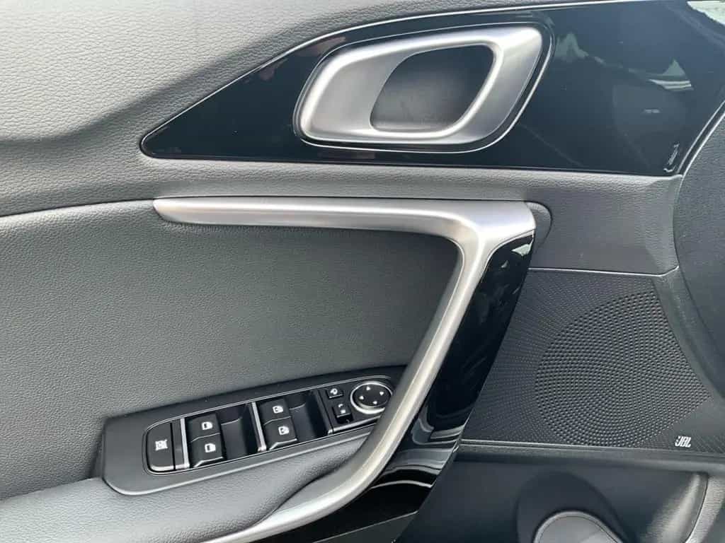 Kia Ceed 1.5T GT-Line DCT7 Navi Soundsystem LED Klim 02/2026-photo-12