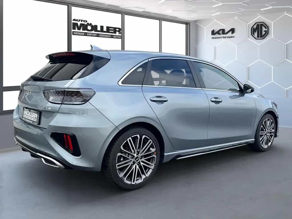 Kia Ceed 1.5T GT-Line DCT7 Navi Soundsystem LED Klim 02/2026-photo-2