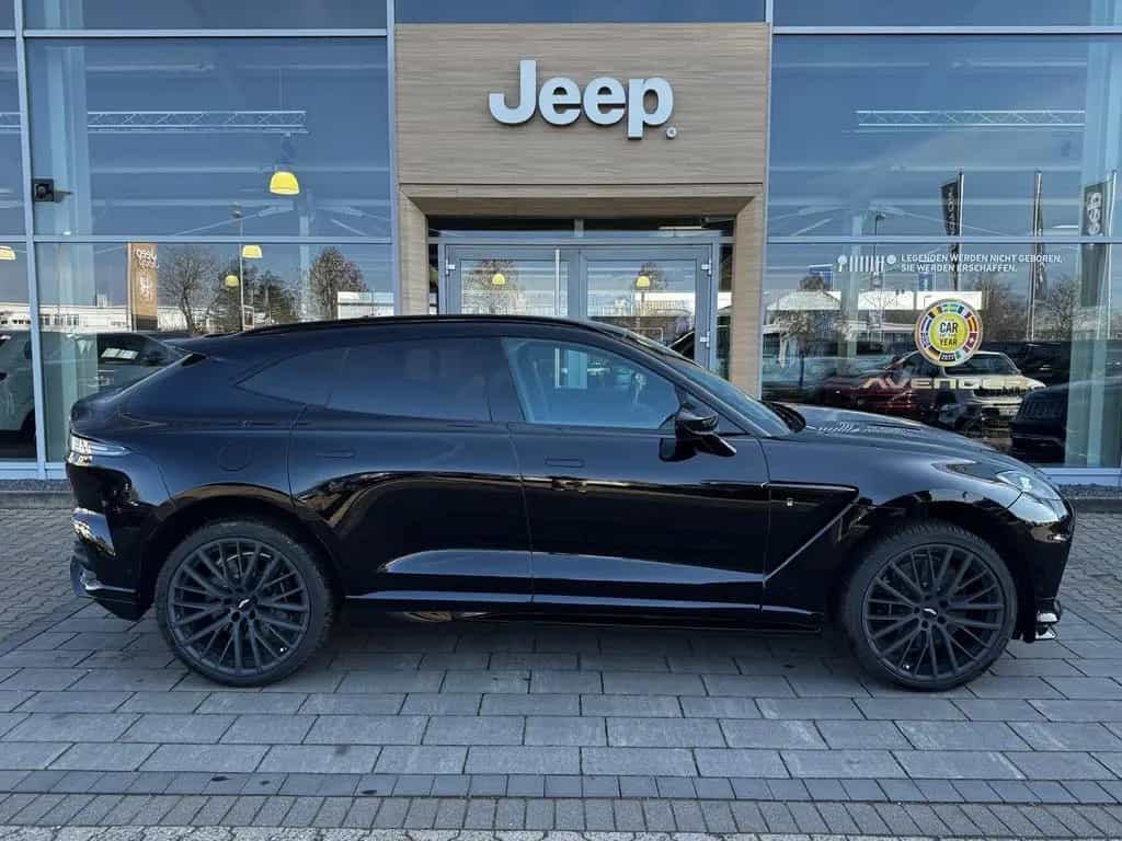 Aston Martin DBX 707-4.0V8-23Zoll-B&O-Carbon-Voll-XPEL 03/2024-photo-1