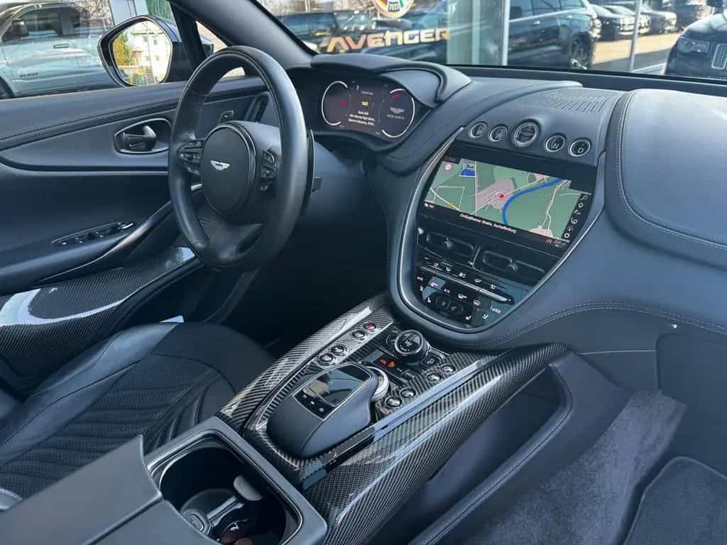 Aston Martin DBX 707-4.0V8-23Zoll-B&O-Carbon-Voll-XPEL 03/2024-photo-15