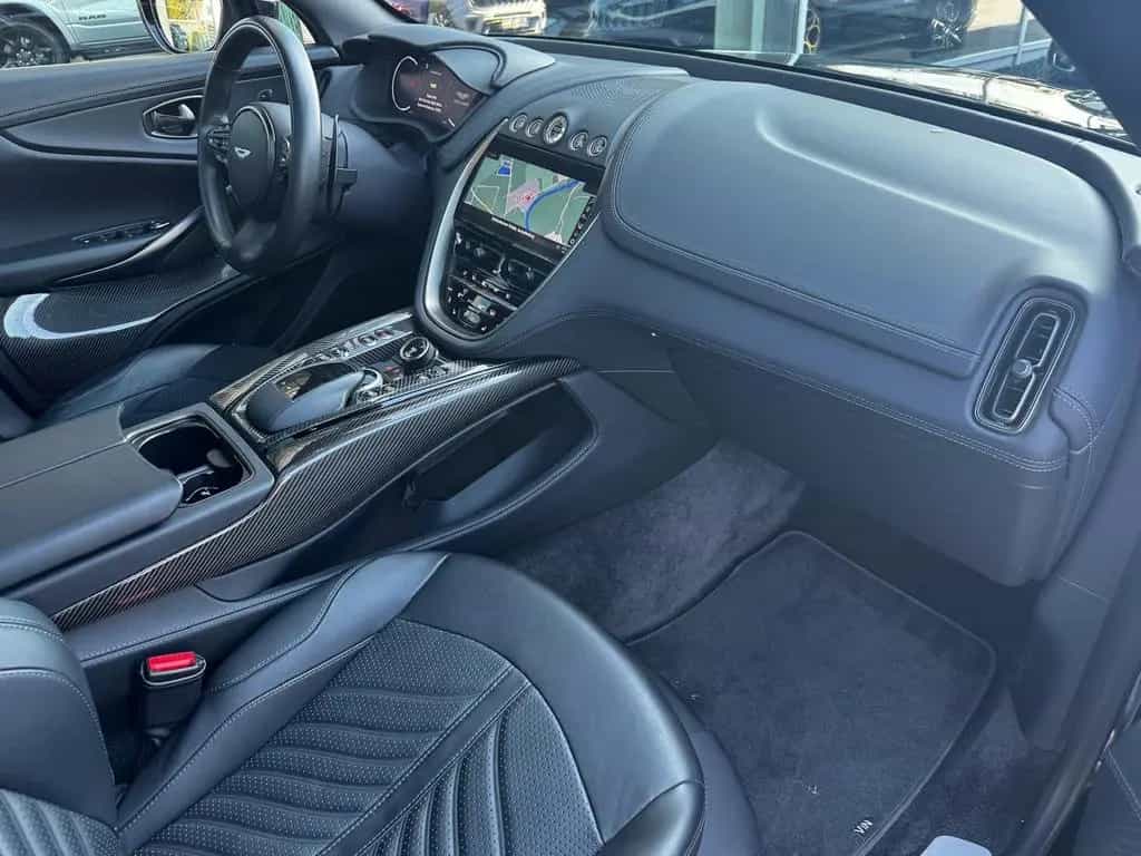 Aston Martin DBX 707-4.0V8-23Zoll-B&O-Carbon-Voll-XPEL 03/2024-photo-19