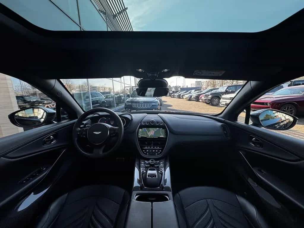 Aston Martin DBX 707-4.0V8-23Zoll-B&O-Carbon-Voll-XPEL 03/2024-photo-22