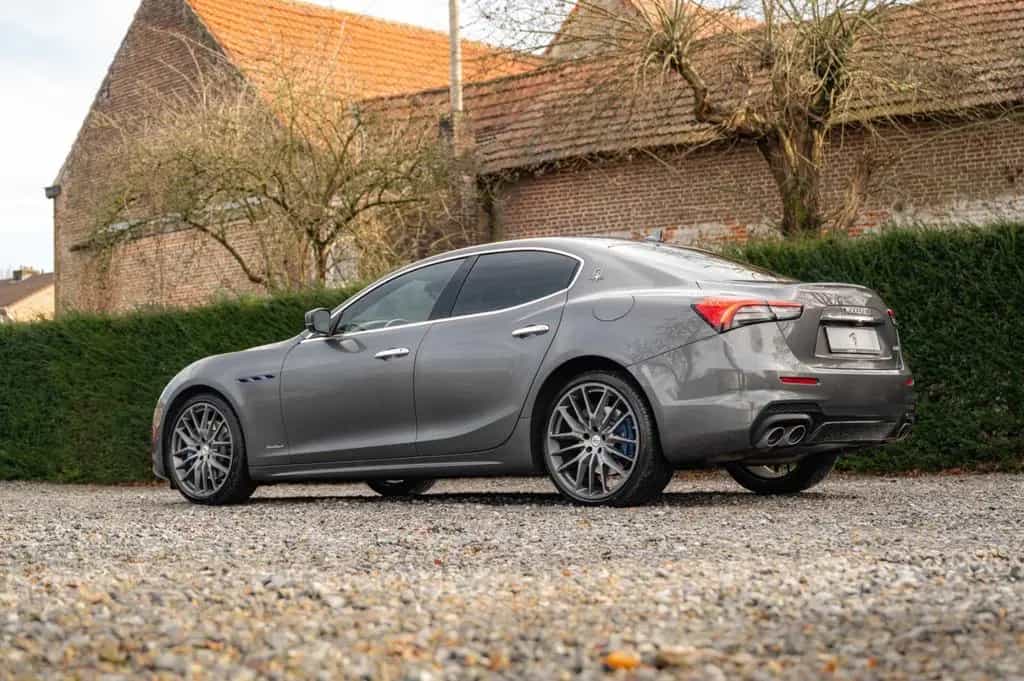 Maserati Ghibli 330PS GranSport |sHDach|H/K|ACC|360Gr 07/2021-photo-25