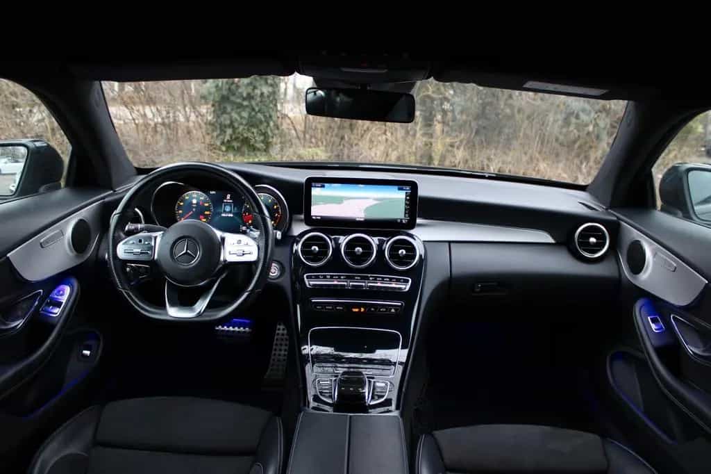 Mercedes-Benz C-Class 300 Coupe *AMG-Line*HUD*DC*360Cam*Multibeam* 10/2018-photo-12