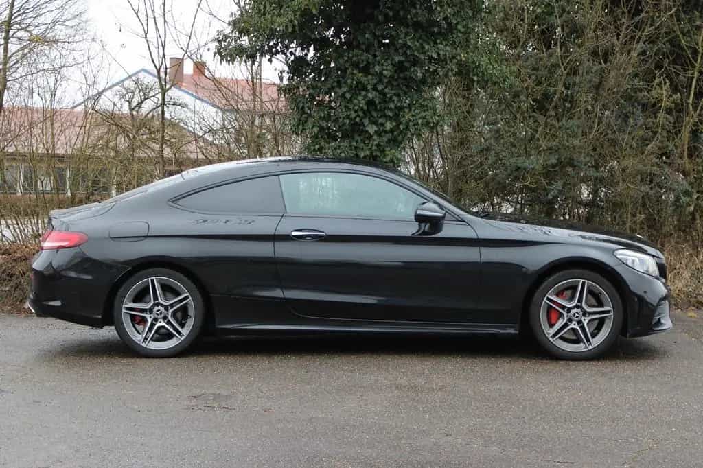 Mercedes-Benz C-Class 300 Coupe *AMG-Line*HUD*DC*360Cam*Multibeam* 10/2018-photo-3