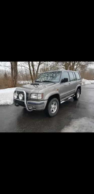 Isuzu Trooper 3,0 DTI *Original KM* TÜV NEU* 3,5t 12/2002-photo-0