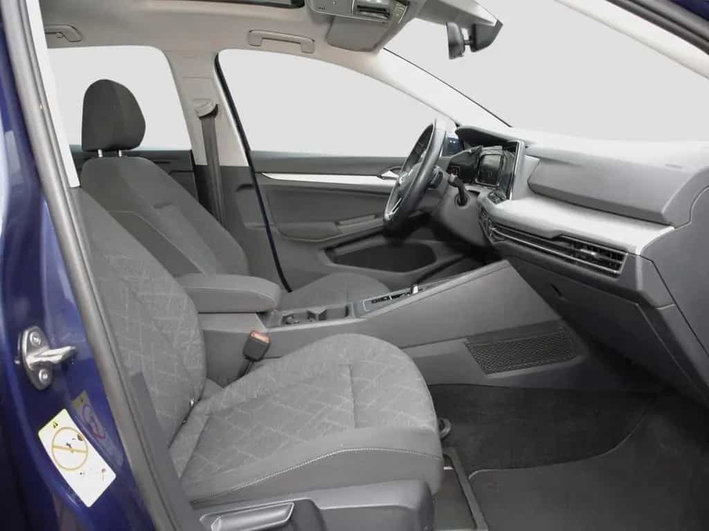 Volkswagen Golf VIII 1.5 eTSI DSG Life Pano AHK Navi+VC ACC 07/2020-photo-7