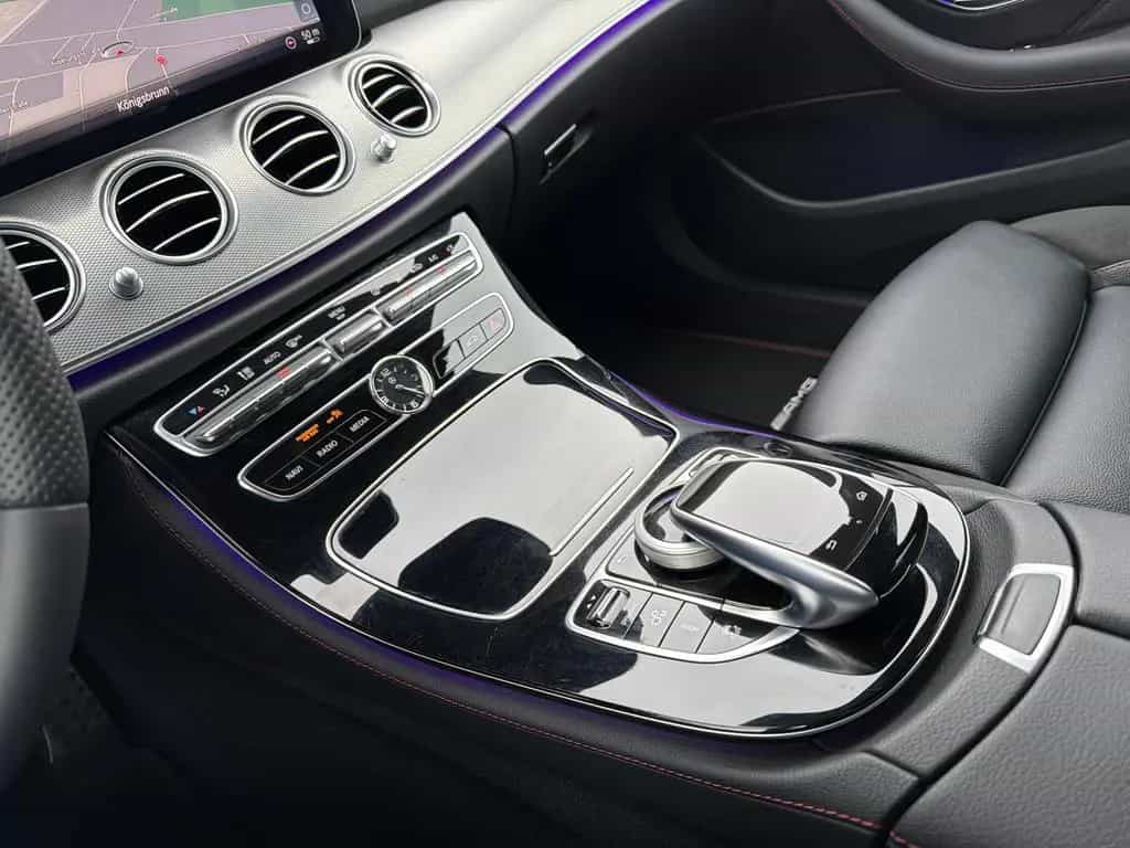 Mercedes-Benz E-Class 53 AMG T 4Matic+ Wide*LED*360°*Standheizung* 10/2018-photo-11