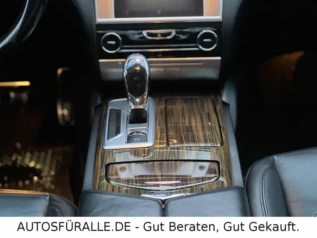 Maserati Quattroporte *3.0*V6*SQ4*Autom.*Leder*SD*TOP! 07/2013-photo-18