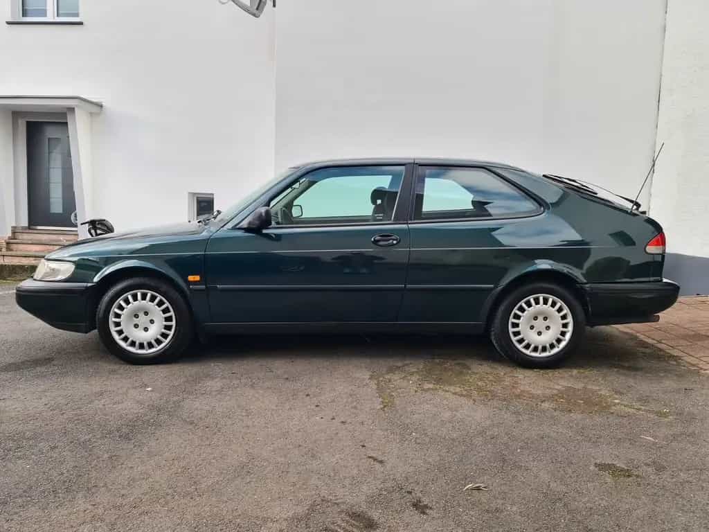 Saab 900 *EINWANDFREIER ZUSTAND * TÜV NEU* 05/1995-photo-7