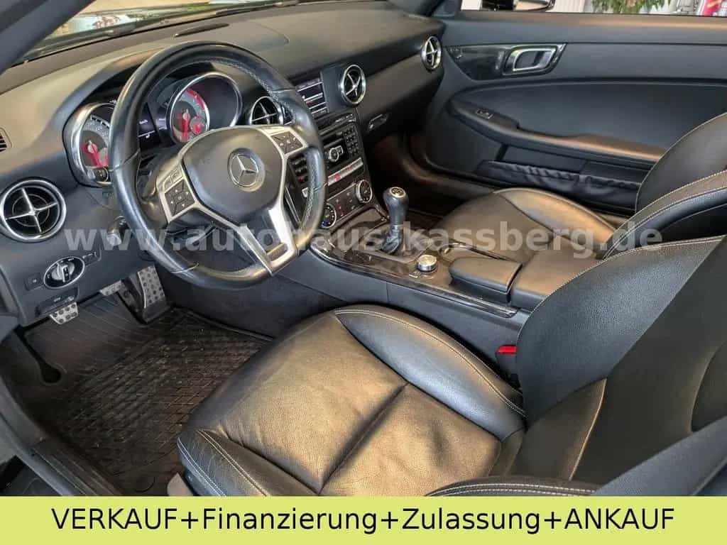 Mercedes-Benz SLK-Class 04/2011-photo-10