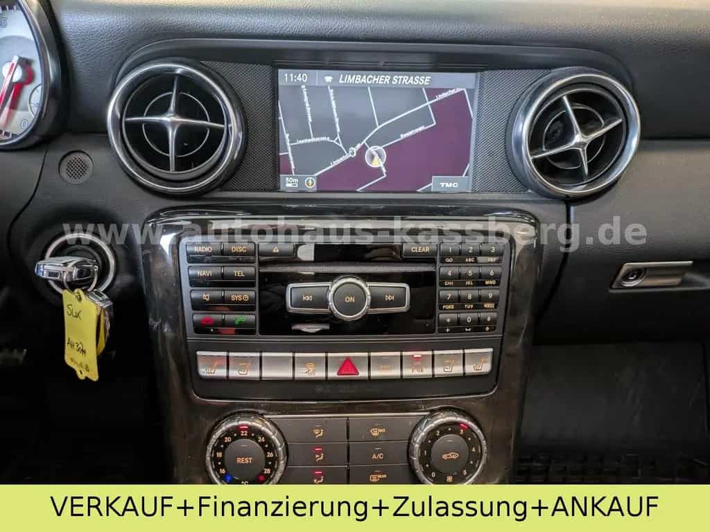 Mercedes-Benz SLK-Class 04/2011-photo-13