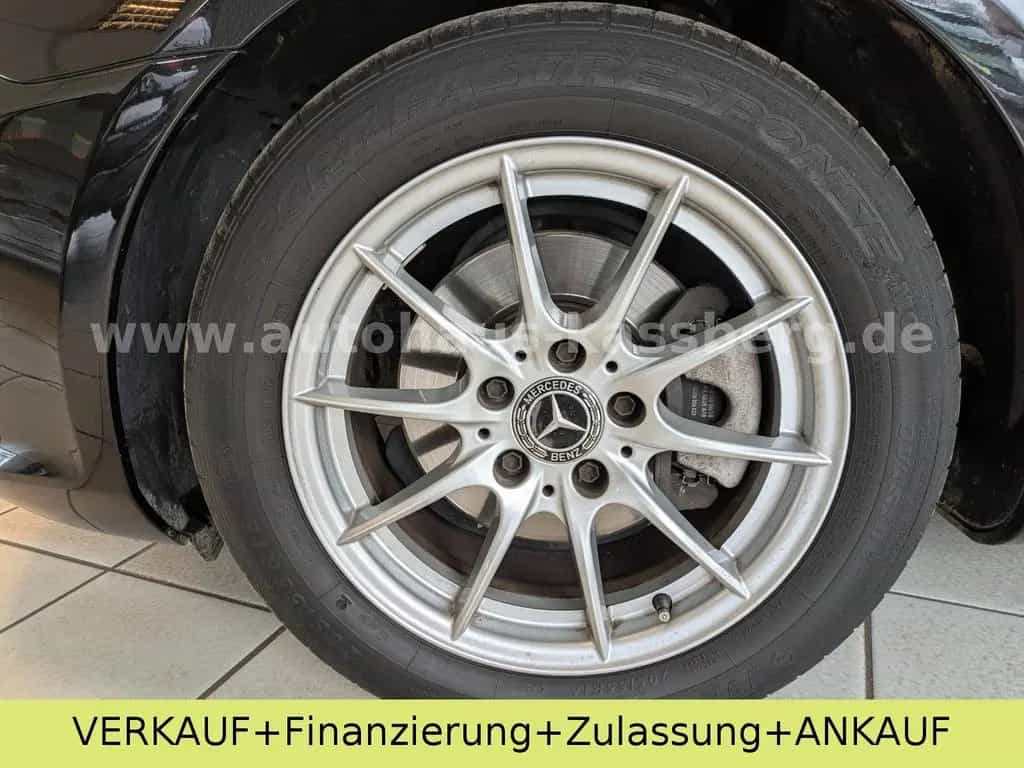 Mercedes-Benz SLK-Class 04/2011-photo-23