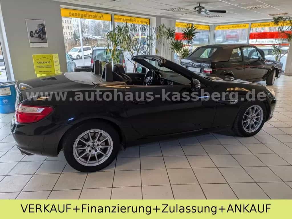 Mercedes-Benz SLK-Class 04/2011-photo-4