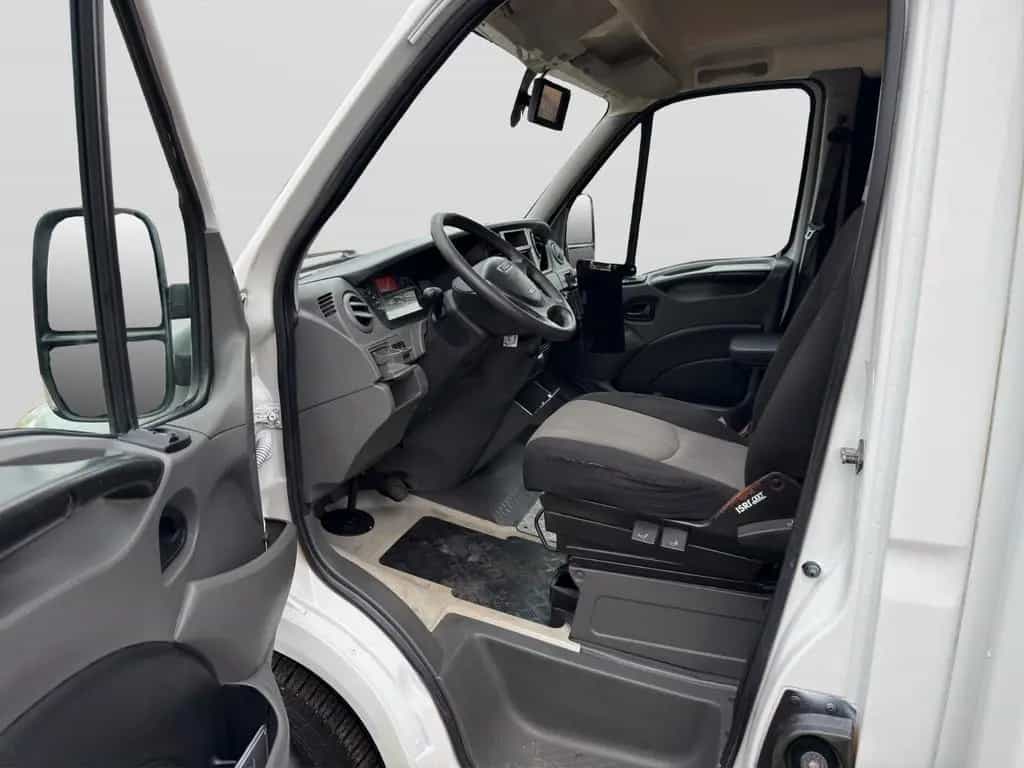 Iveco Daily Foodtruck Imbisswagen /Automatik 06/2012-photo-7